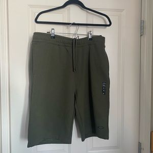Oakley Shorts- XL - BNWT